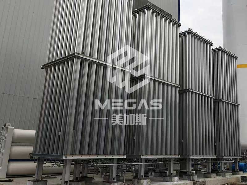 1683338952.jpg 氣化器-金屬冶煉行業(yè)-3000方高壓氣化器4臺.jpg